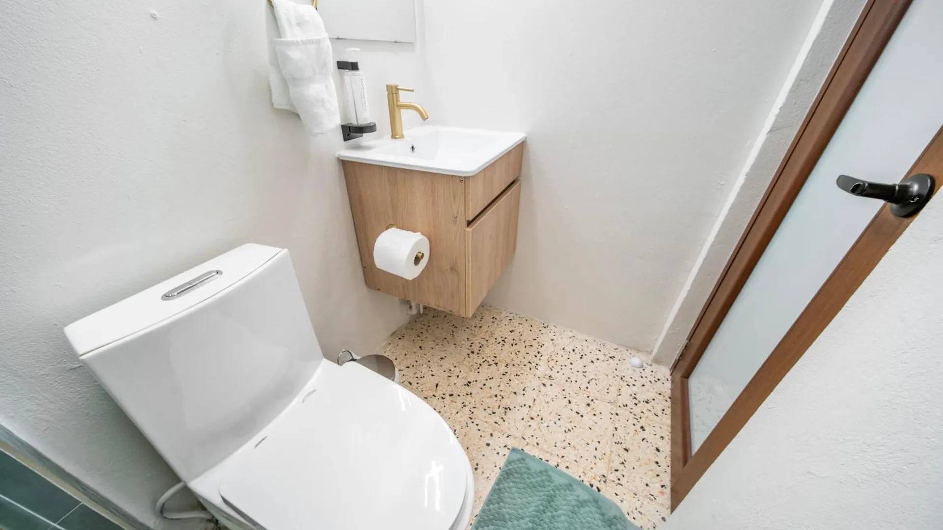 Room 10 Cozy Urban Hideaway In Arts District 산후안 0*,  푸에르토리코